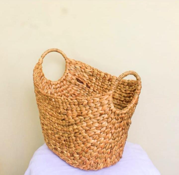 Basket Water Hyacint With Rattan Handle