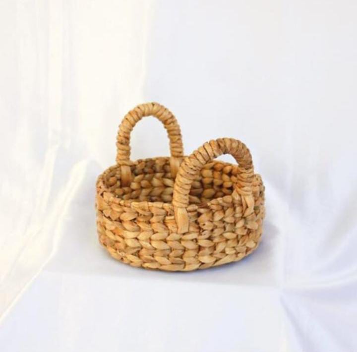 Little storage round water hyacinth with handle